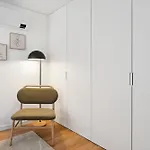Apartament Brand New Luxurious 2-bedroom Duplex