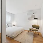 Brand New Luxurious 2-bedroom Duplex Porto