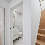 Brand New Luxurious 2-bedroom Duplex Apartament