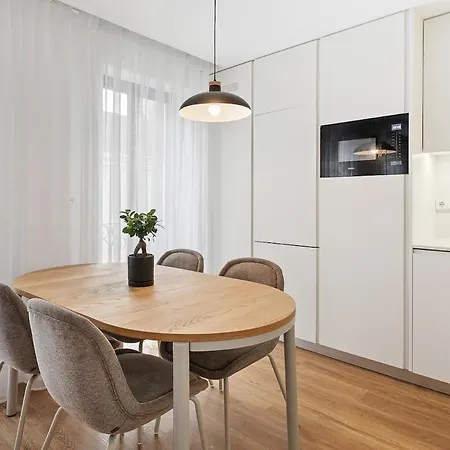 Brand New Luxurious 2-bedroom Duplex Appartement