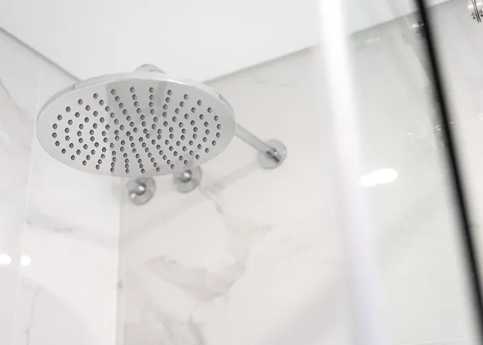 Brand New Luxurious 2-bedroom Duplex Lejlighed *