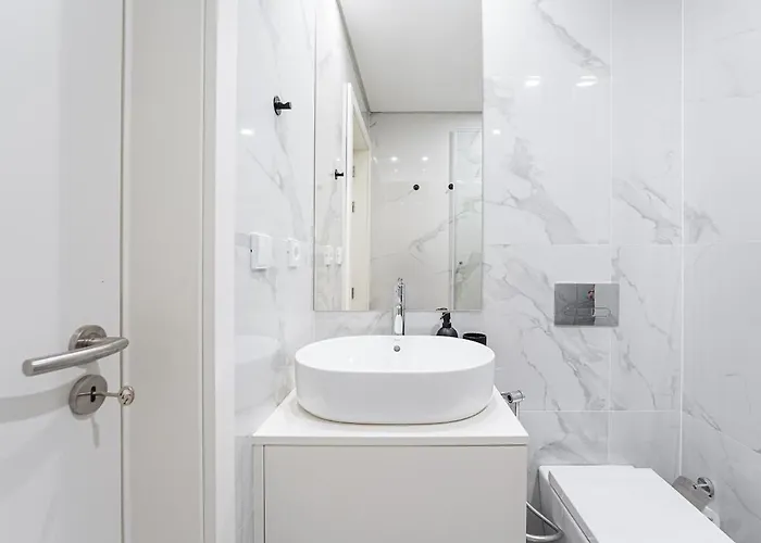 Brand New Luxurious 2-bedroom Duplex * Porto