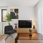 Brand New Luxurious 2-bedroom Duplex Porto