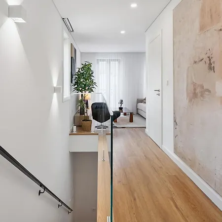 Lägenhet Brand New Luxurious 2-bedroom Duplex *